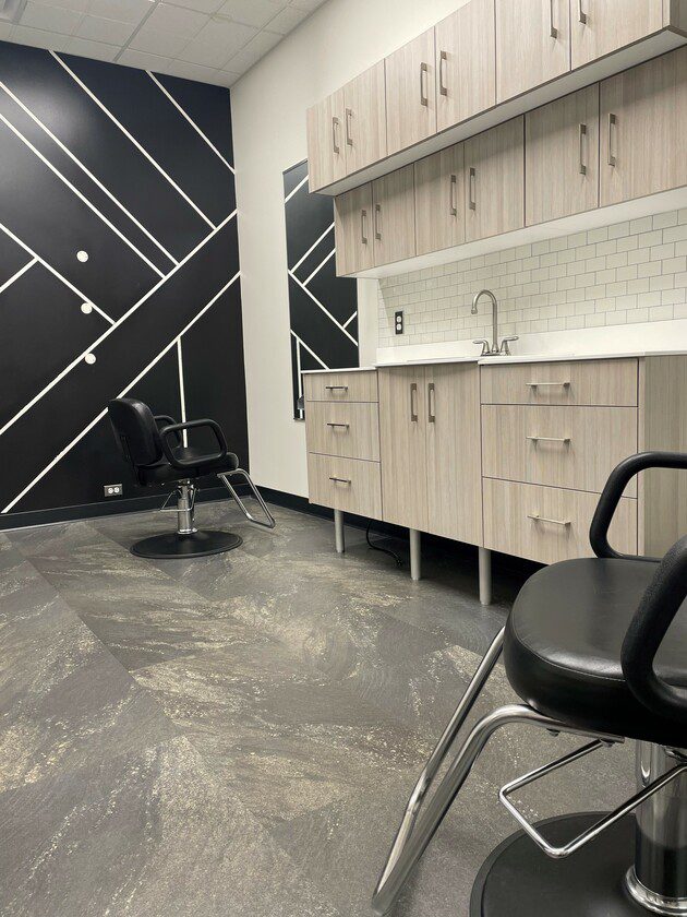 Phenix Salon Suites Fayetteville