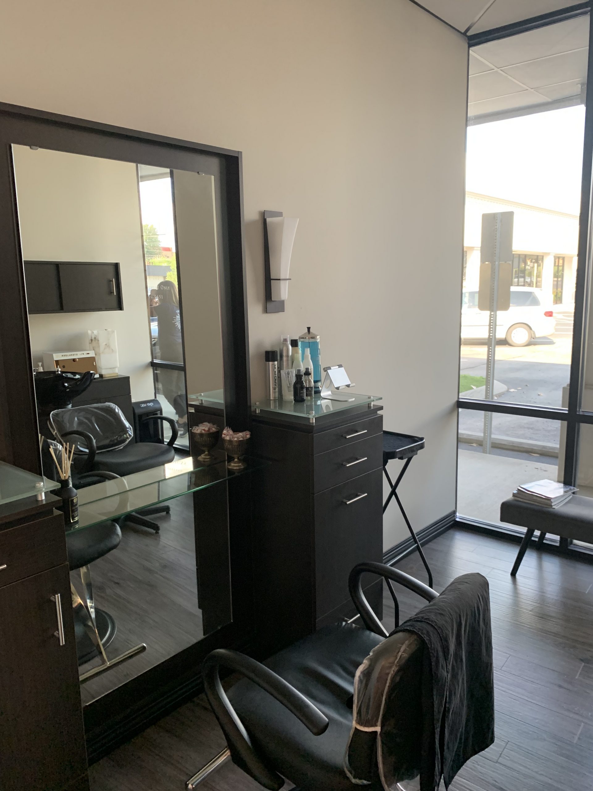 Phenix Salon Suites Fayetteville